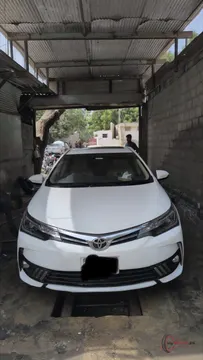 2020 Toyota Corolla ALTIS GRANDE CVT 1.8 photo 1