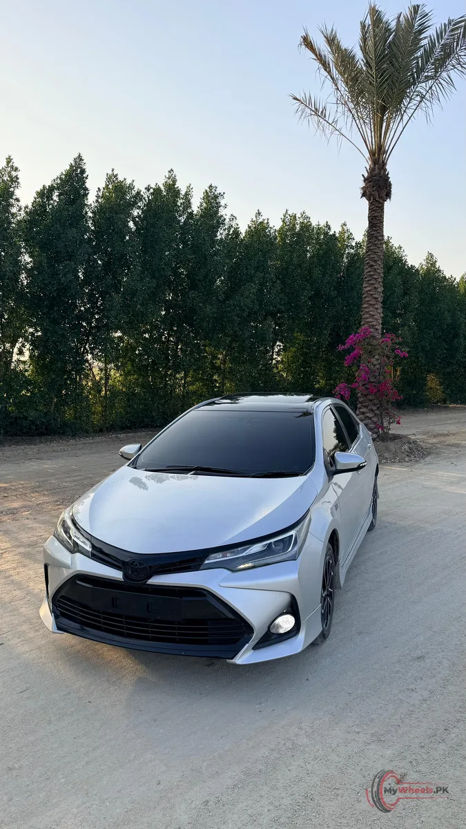 2017 Toyota Corolla ALTIS GRANDE CVT 1.8