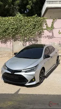 2017 Toyota Corolla ALTIS GRANDE CVT 1.8 photo 6