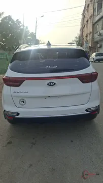 2024 KIA Sportage FWD photo 8