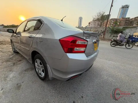 2021 Honda City 1.2L CVT photo 1