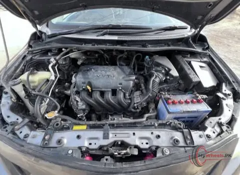 2013 Toyota Corolla photo 5