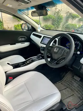2014 Honda HR-V photo 2
