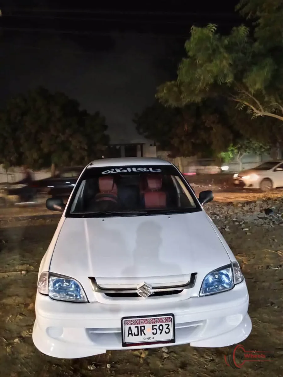2005 Suzuki Cultus main vehicle photo