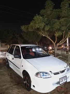 2005 Suzuki Cultus photo 2