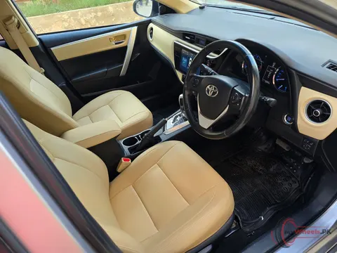 2018 Toyota Corolla ALTIS GRANDE CVT 1.8