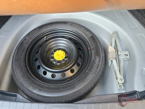 2018 Toyota Corolla ALTIS GRANDE CVT 1.8 photo 4