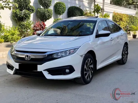 2018 Honda Civic Oriel photo 4