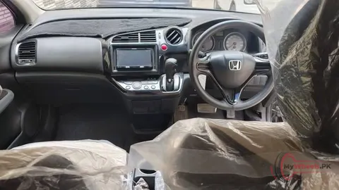 2007 Honda STREAM photo 6