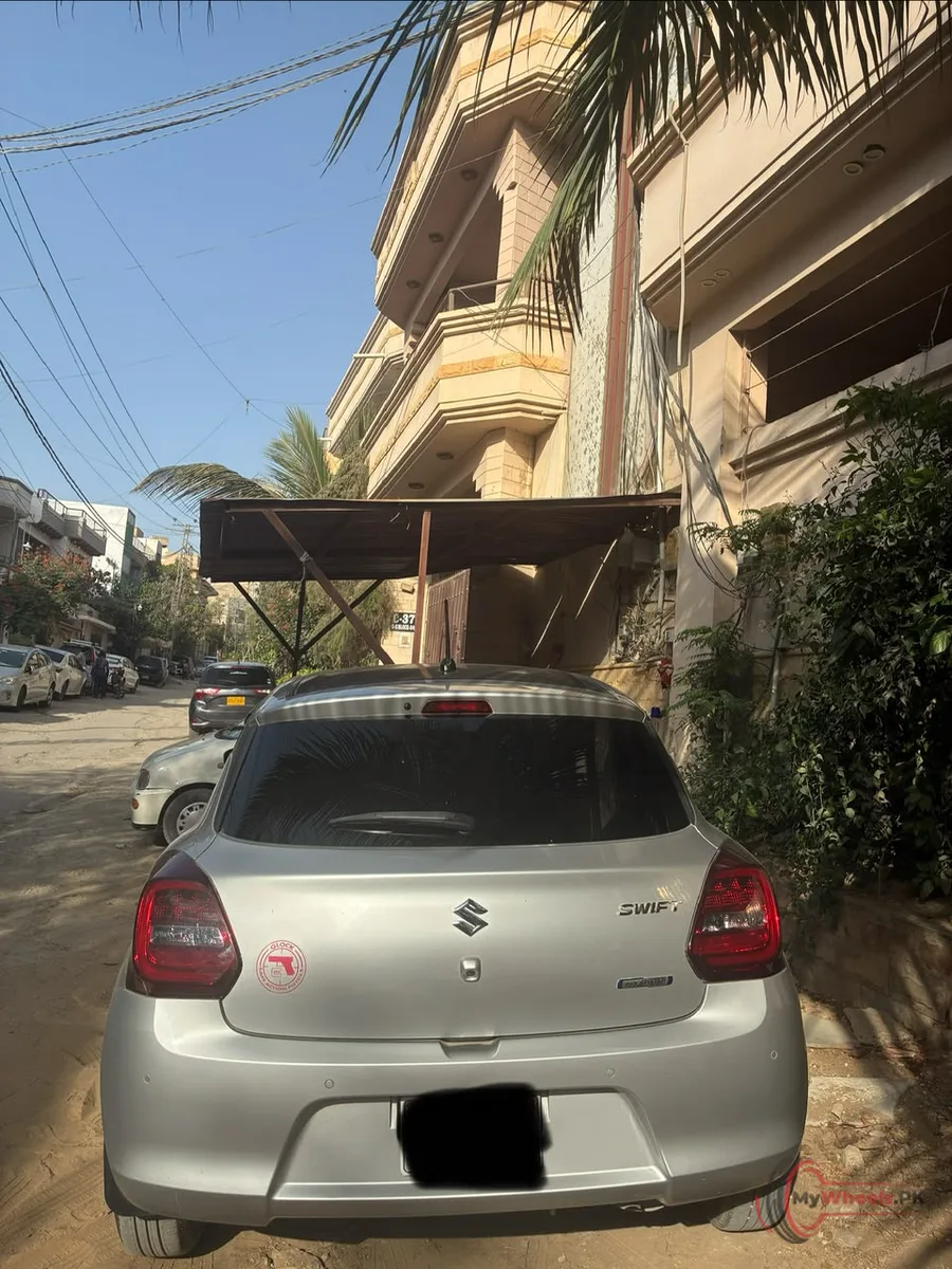2020 Suzuki Swift main vehicle photo