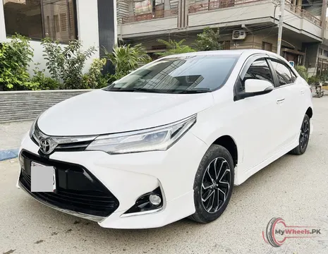 2025 Toyota Corolla ALTIS GRANDE X CVT 1.8 BLACK INTERIOR photo 3