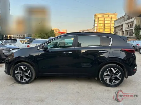 2021 KIA Sportage FWD photo 4