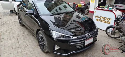 2026 Hyundai Elantra 2.0 LIMITED EDITION (BURGUNDY INTERIOR)