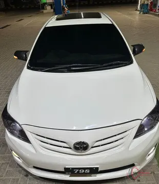 2010 Toyota Corolla photo 5