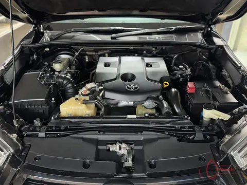 2022 Toyota Fortuner photo 7