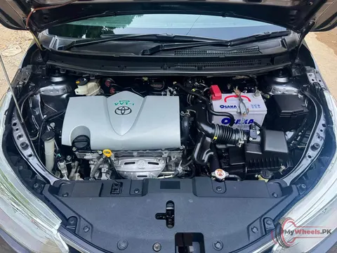 2020 Toyota Yaris ATIV CVT 1.3 photo 5