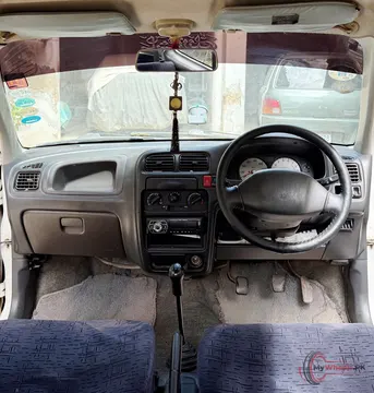 2003 Suzuki Alto photo 3