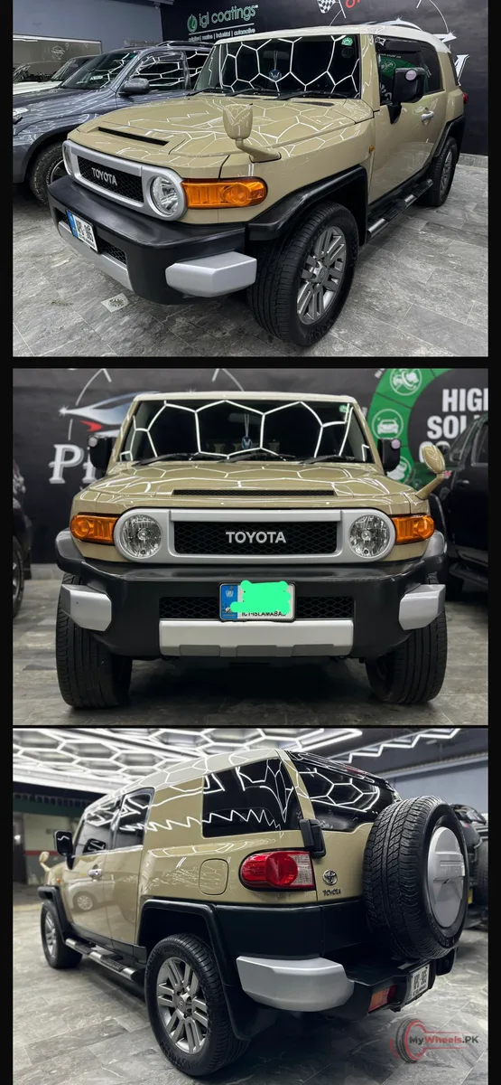2013 Toyota FJ CRUISER AUTOMATIC