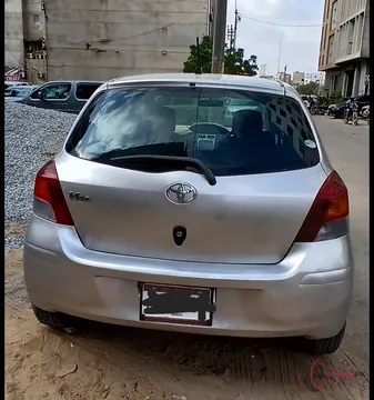 2008 Toyota VITZ F 1.0 photo 5