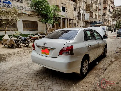 2007 Toyota BELTA photo 3