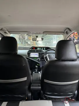 2014 Toyota Aqua S photo 8