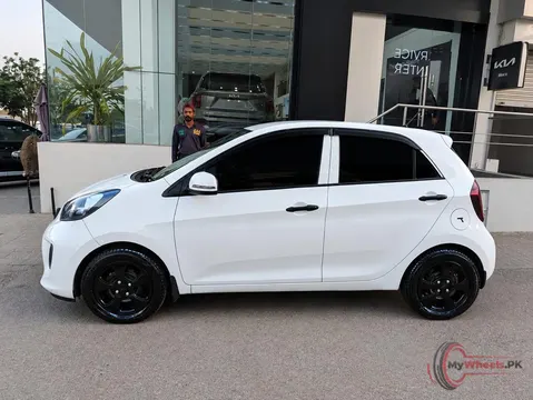 2022 KIA Picanto 1.0 MT photo 7