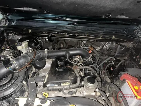 2016 Toyota Fortuner 2.7 V photo 8
