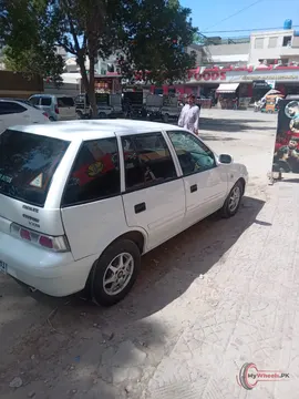 2016 Suzuki Cultus photo 6