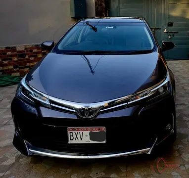 2022 Toyota Corolla photo 2