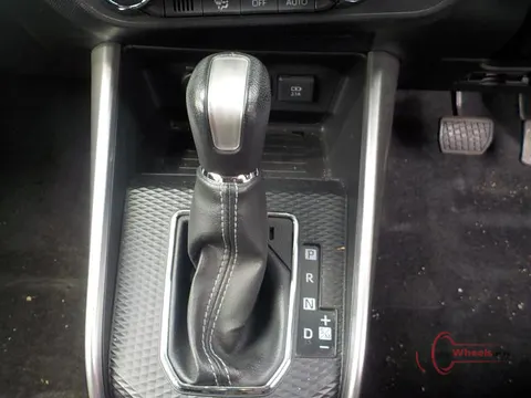 2020 Toyota RAIZE Z photo 11
