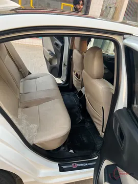 2022 Honda City photo 7