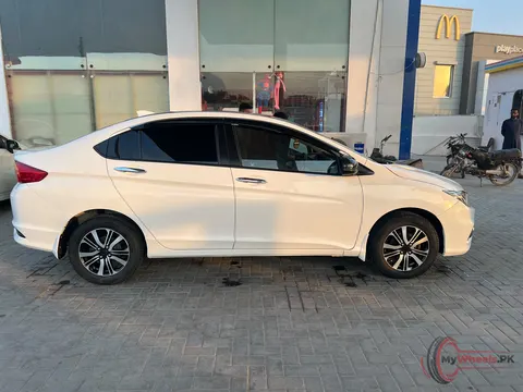 2022 Honda City photo 6