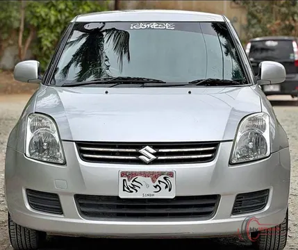 2018 Suzuki Swift photo 5