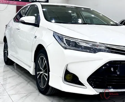 2018 Toyota Corolla ALITS X 1.8 photo 1