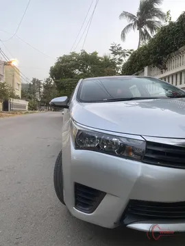 2017 Toyota Corolla GLI AUTOMATIC 1.3 VVTi photo 2