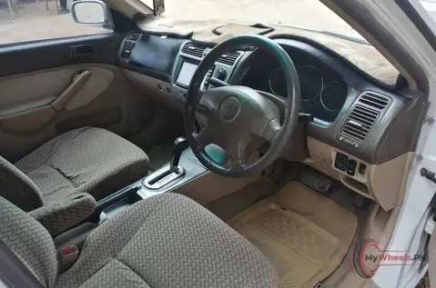 2004 Honda Civic photo 2