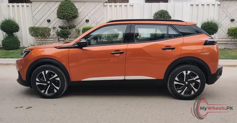 2022 PEUGEOT 2008 ALLURE photo 6