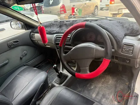 2004 Suzuki Cultus VXR photo 5