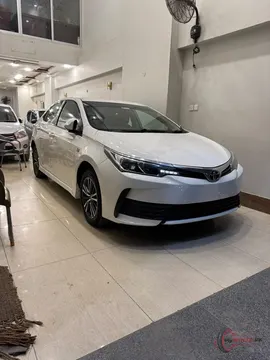 2019 Toyota Corolla ALTIS 1.6 photo 2