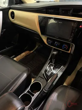2019 Toyota Corolla ALTIS 1.6 photo 8