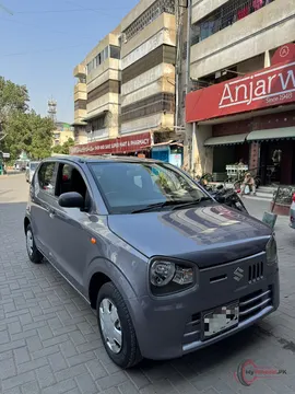 2022 Suzuki Alto VXR photo 1