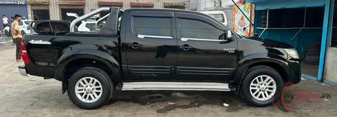 2015 Toyota HILUX VIGO CHAMP GX photo 3