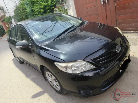 2011 Toyota Corolla XLI photo 6