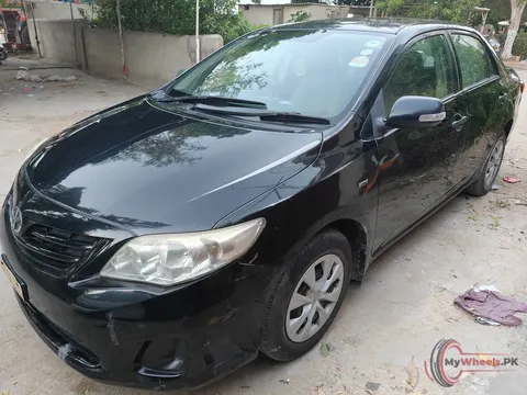 2011 Toyota Corolla XLI photo 8