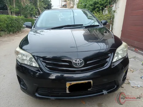 2011 Toyota Corolla XLI photo 10