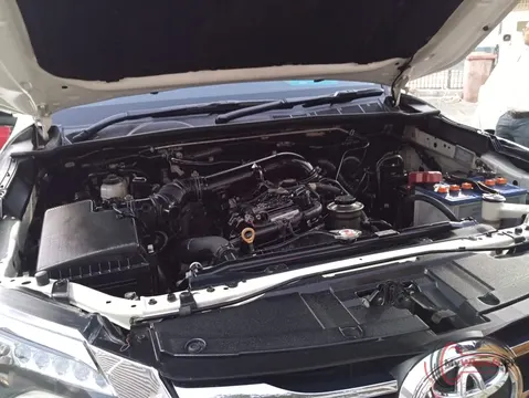 2018 Toyota Fortuner 2.7 V photo 8