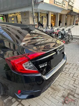 2017 Honda Civic Oriel