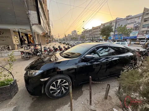 2017 Honda Civic Oriel photo 10