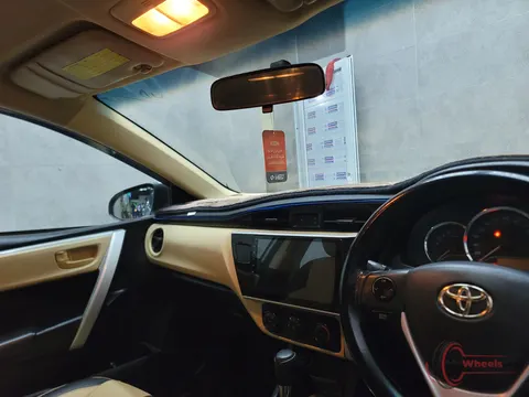 2019 Toyota Corolla GLi 1.3 photo 2