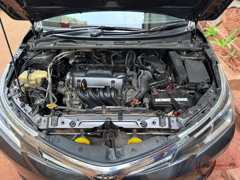 2018 Toyota Corolla GLi 1.3 photo 1